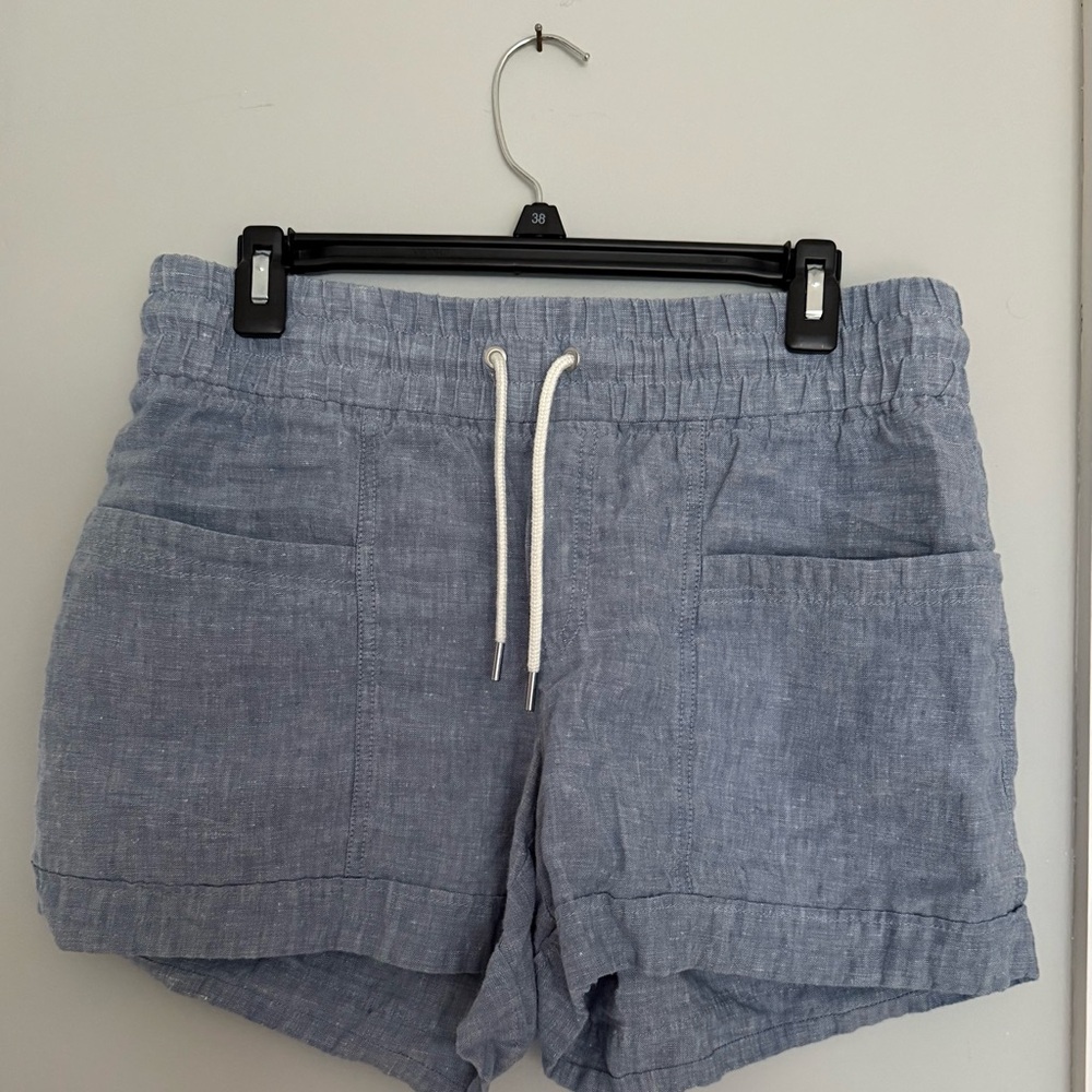 Athleta Cabo Linen Shorts 4”